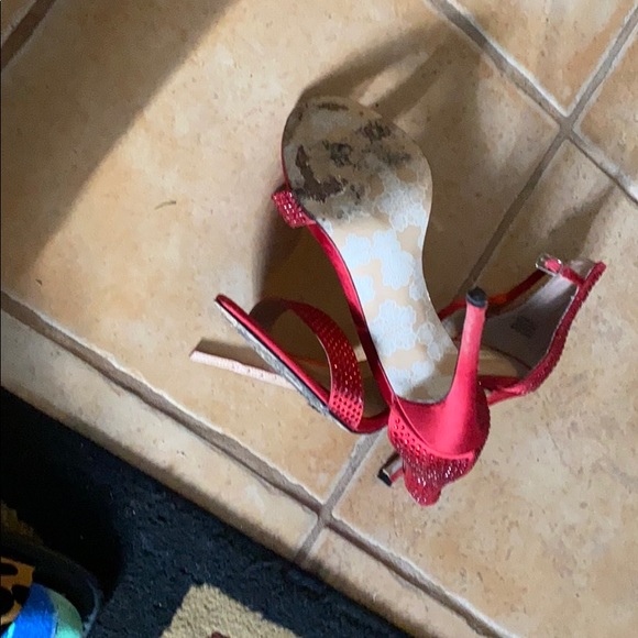 Shoes - Picture 5 of 6